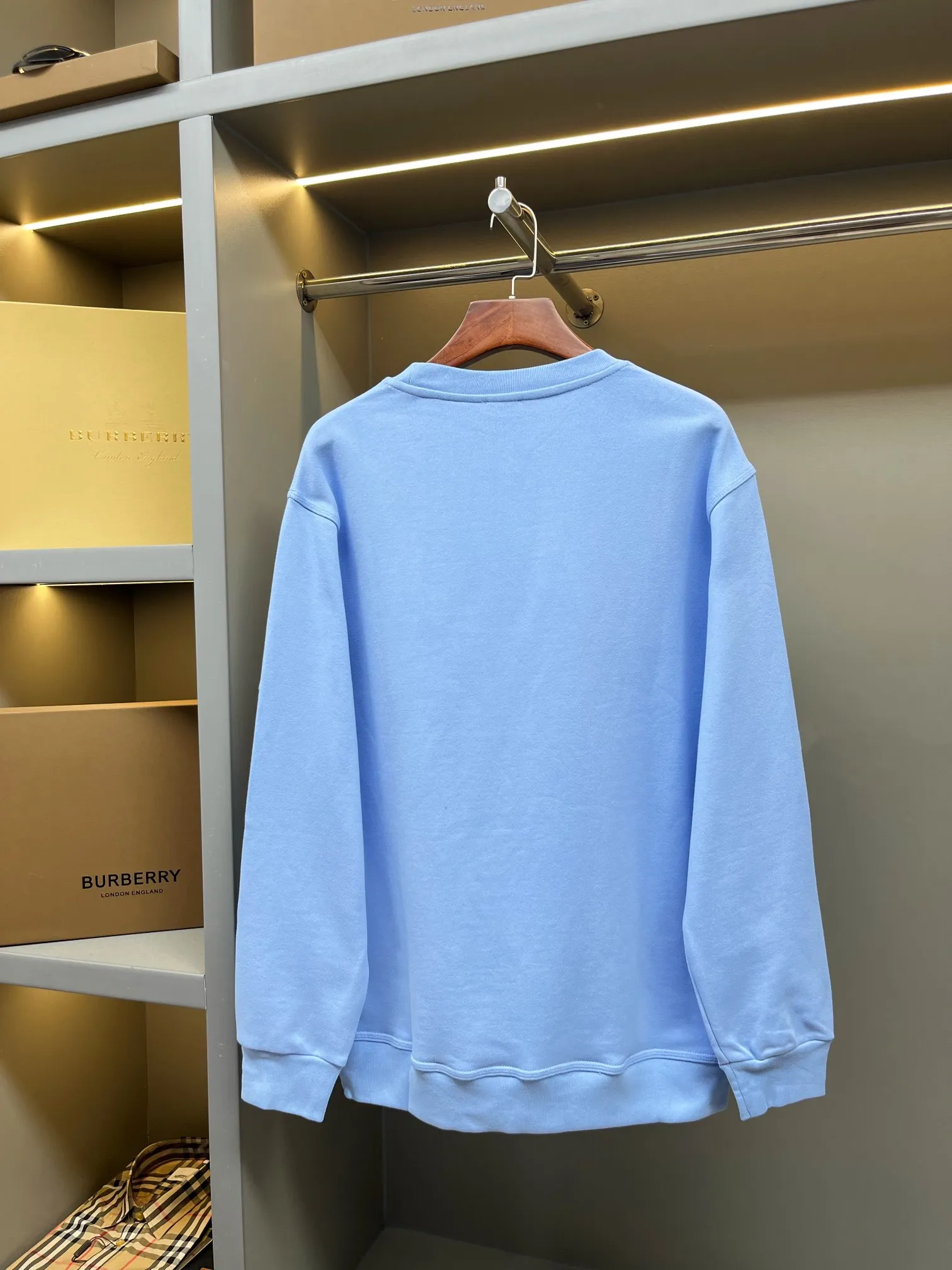 BBR 🅱️ 【BUR ， 】 ！BUR ， 。 ， BUR ， Classic ， ， 。 Series。 ！ ！ ， ， Quality Versatile！ b BUR ！！ ， 430 ， ， ， ，Breathable ！ 。 ， ， ！！ ， 。OV ， 。 ， ， ！！ ， In Stock， ， ！ ， ， ！！ Sizes S、M、L、XL、XXL